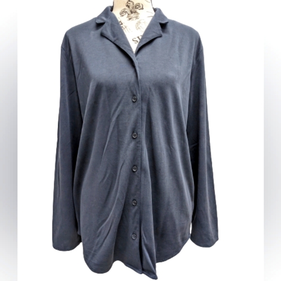 Lole Tops - Lolë grey women's charcoal long sleeves oversized button down shirt size S